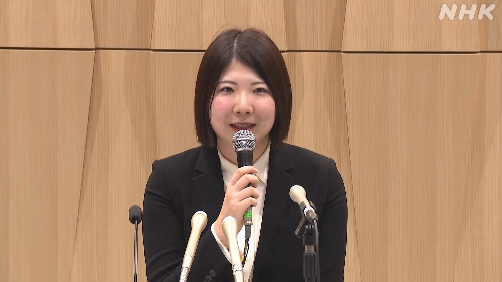 将棋のプロ棋士初めて女性がなる